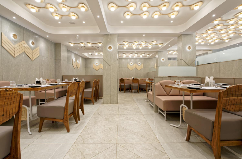 Food & Drinks 4, Exora Inn, Ahmadabad