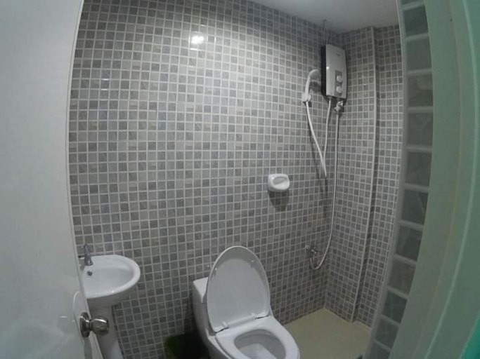 Bathroom, Cebu Leisure Lodge, Cebu City