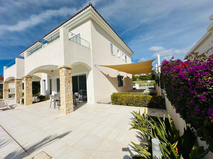 Others 5, coral bay beach villa