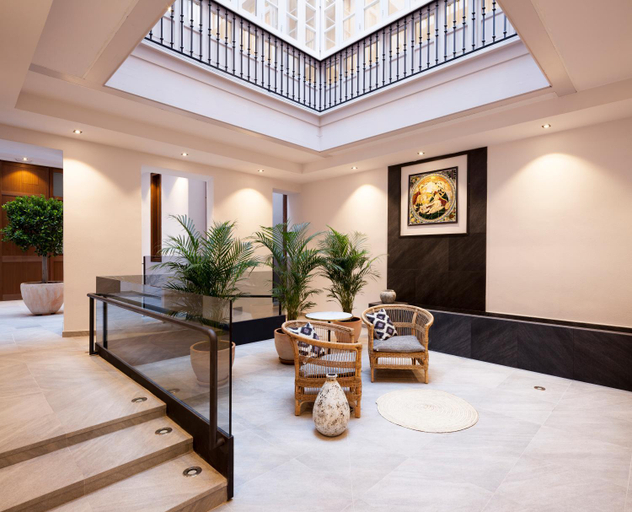 Public Area 3, Casa Noa, Sevilla