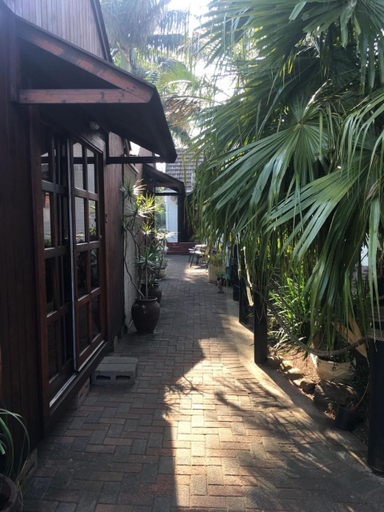 Others 5, Smiths Cottage, eThekwini