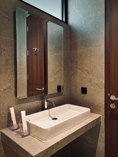Bathroom 4, Sinau Villa, Sleman