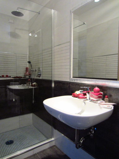 Bathroom 2, Sleep And Fly Rome Airport, Rome
