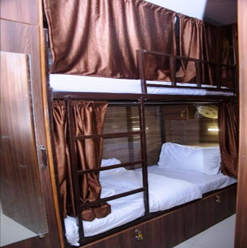 Bedroom 2, Negasi Dormitory, Mumbai Suburban