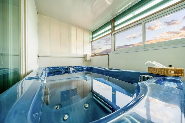 Bathroom, Ganghwado West andville Pool Villa, Ganghwa