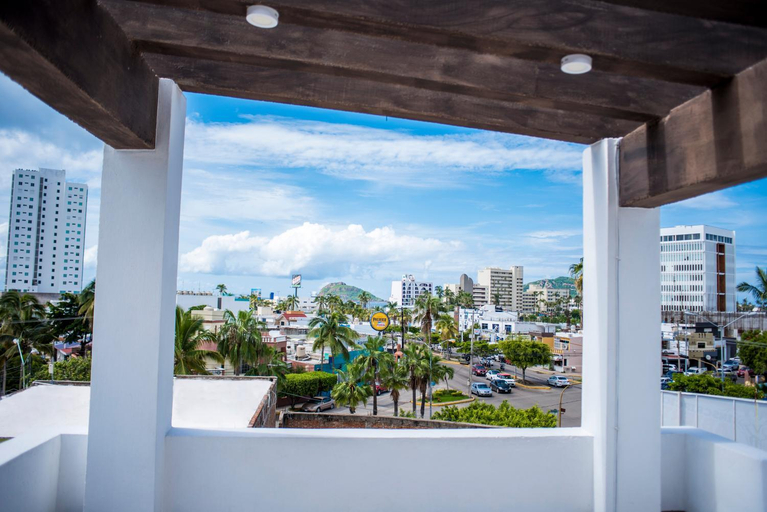 Garden 3, La Estancia Apartments Mazatlan, Mazatlán