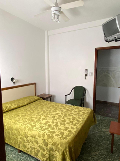 Others 5, Hotel Roma, La Costa