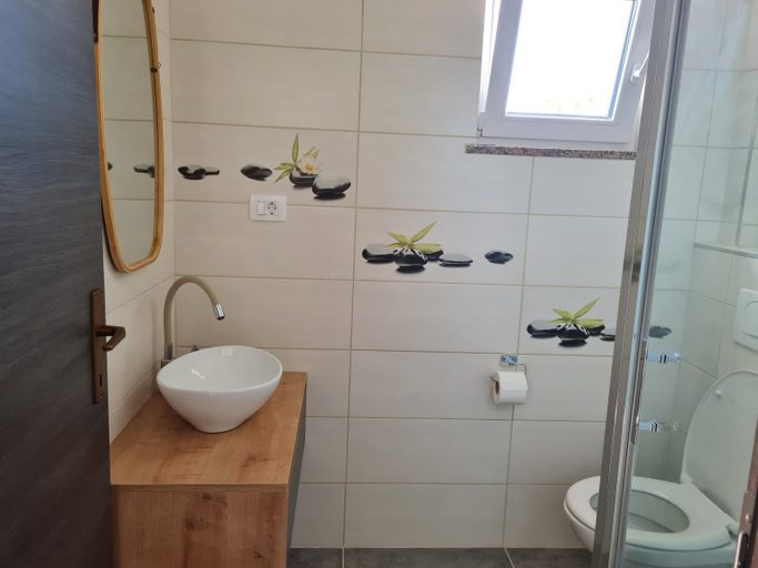 Others 3, Rooms Ancora, Umag
