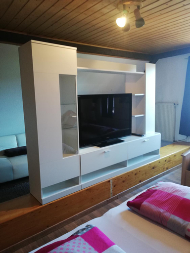 Bedroom 2, Weingut und Gastehaus Vongerichten, Südliche Weinstraße