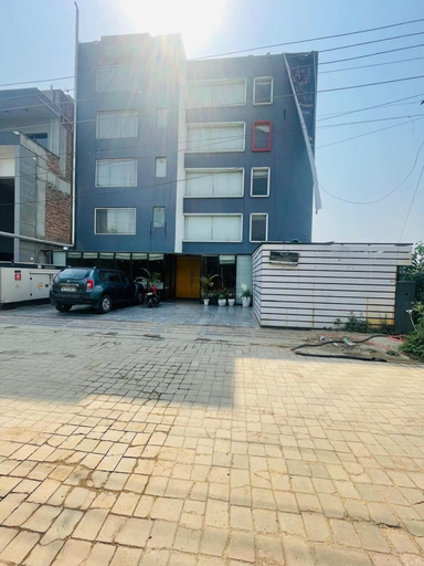 Exterior & Views, Hotel Arena, Gurgaon