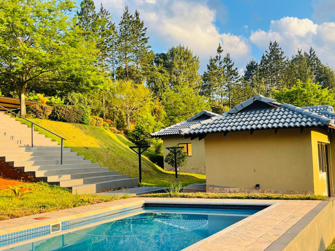 Swimming pool, Langalanga on the mountain bend, Mopani