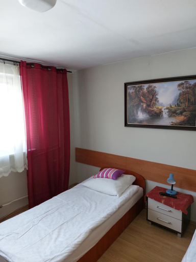 Others 5, Noclegi-Pokoje goscinne Lublin, Lublin City