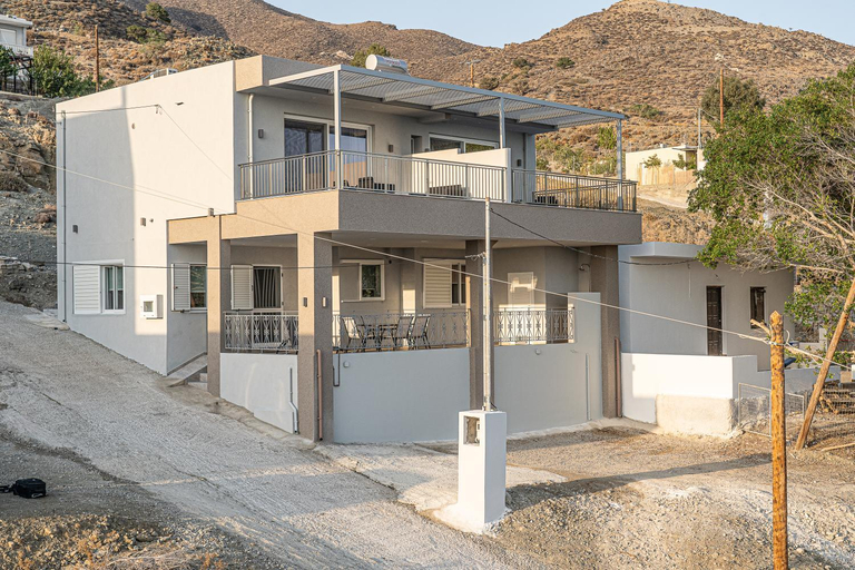Exterior & Views 1, Tzortzi's Family Apartments, Faistos