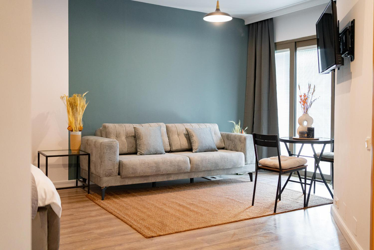 Facilities 2, Sky-High: 15th Floor Modern Accommodation in Doamna Ghica Area, Municipiul Bucuresti