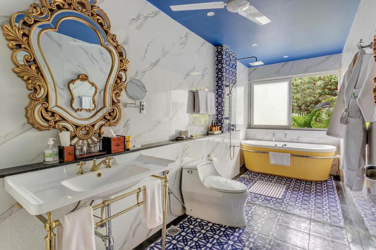 Bathroom 2, Mayfair On Sea, Goa, North Goa