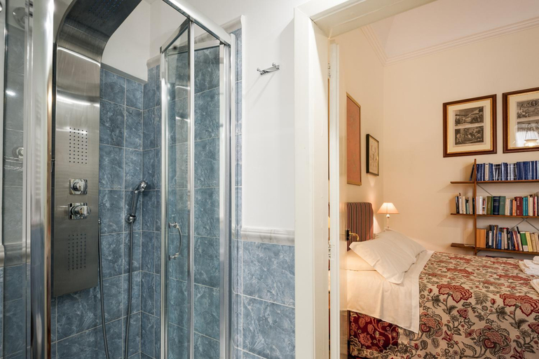 Bedroom 2, Palazzo Bernardini Suites, Lecce