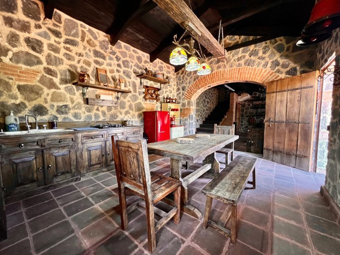 Food & Drinks, Villas Gasconia, Antigua Guatemala