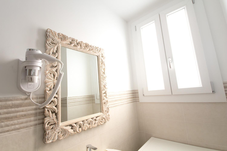 Bathroom 8