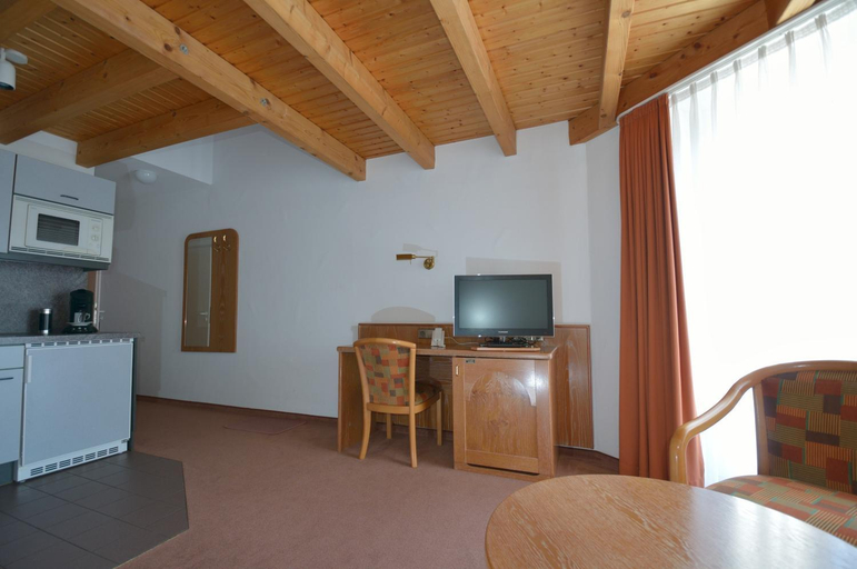 Others 3, Boarding House Remstal, Ostalbkreis