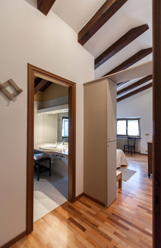 Bedroom 1, Alle Robinie, Udine