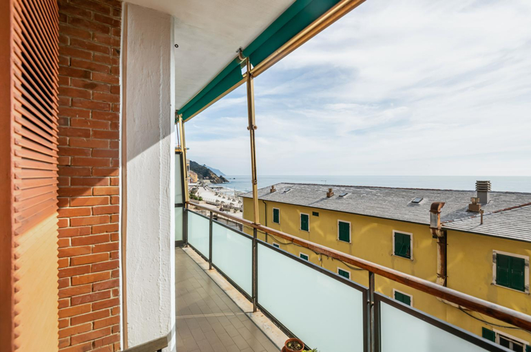 Exterior & Views 5, Deiva Marina Sea View Flat with Garage, La Spezia