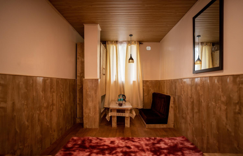 Others 4, Darjeeling Guest House Deluxe, Darjiling