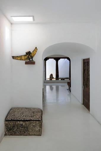Others 4, Geoffrey Bawa's Home Number 11, Thimbirigasyaya