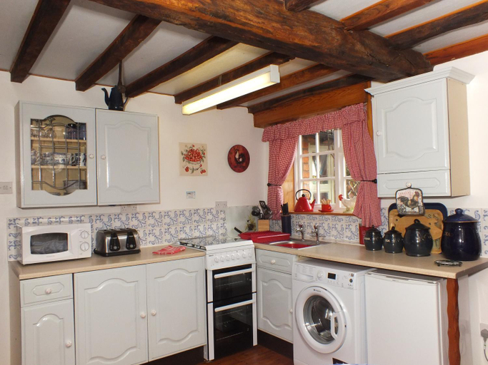 Others 3, Bank Farm Cottages, Cheshire East