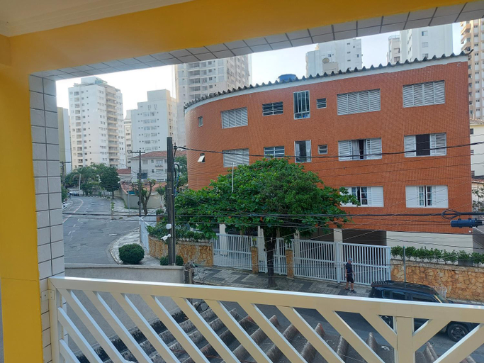 Others 5, Hospedaria, Guarujá