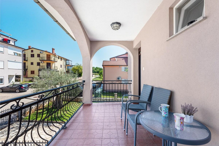 Others 5, Apartment Morena2, Novigrad