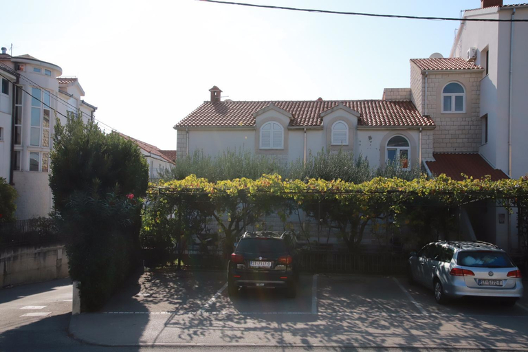 Exterior view 4, Apartments Sustic, Kaštela