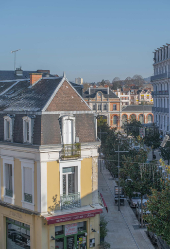 Others 5, Residence Le Paris - 57b Rue de Paris - Vichy, Allier