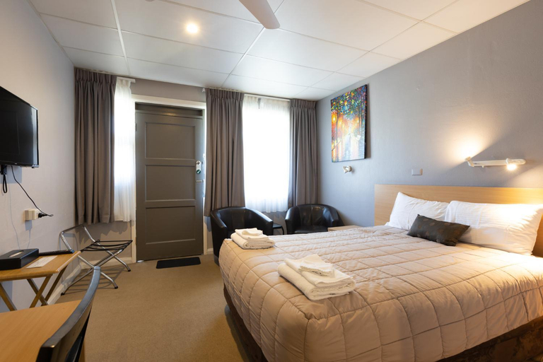 Bedroom 4, Mittagong Motel, Wingecarribee