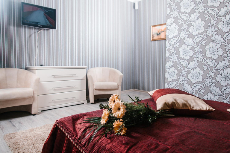 Others 3, Hotel Dikanka, Zhovkivs'kyi
