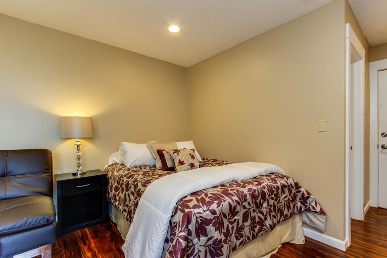 Bedroom 9