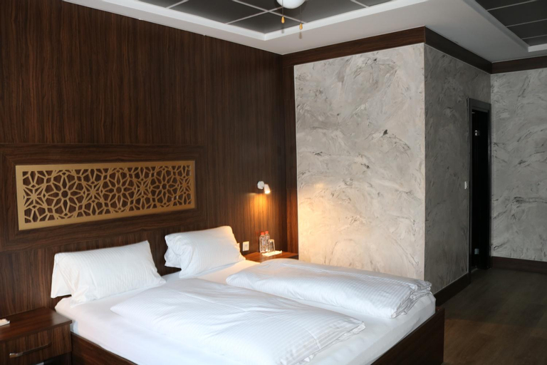 Bedroom 12