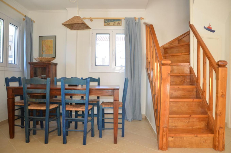 Others 5, L'Olivetta, Ionian Islands