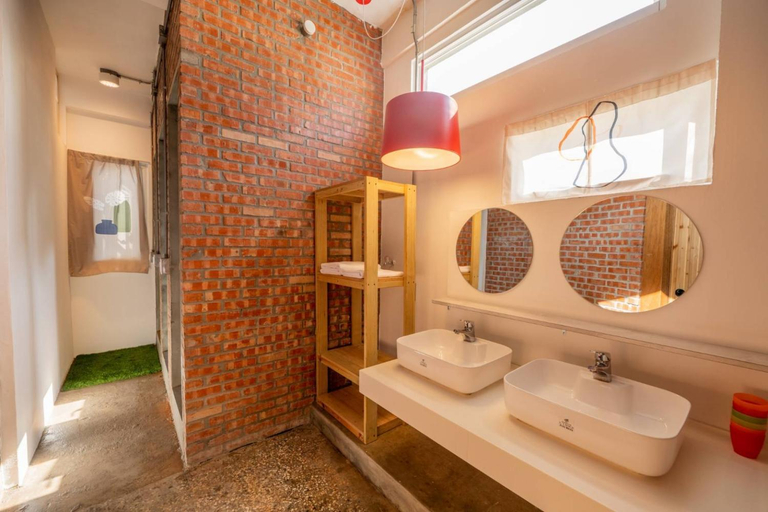 Bathroom 3, Return Trip Homestay, Kaohsiung