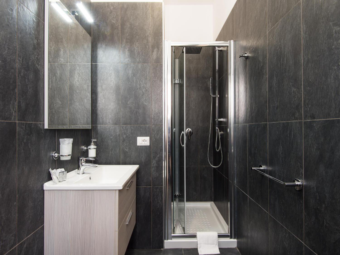 Bathroom 2, Guesthouse Park Pines, Rome