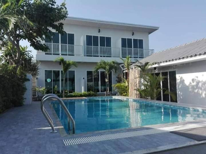 Swimming Pool 1