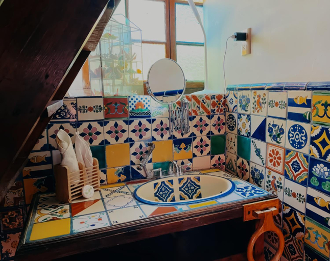 Bathroom 4, Casa de Pita, Guanajuato