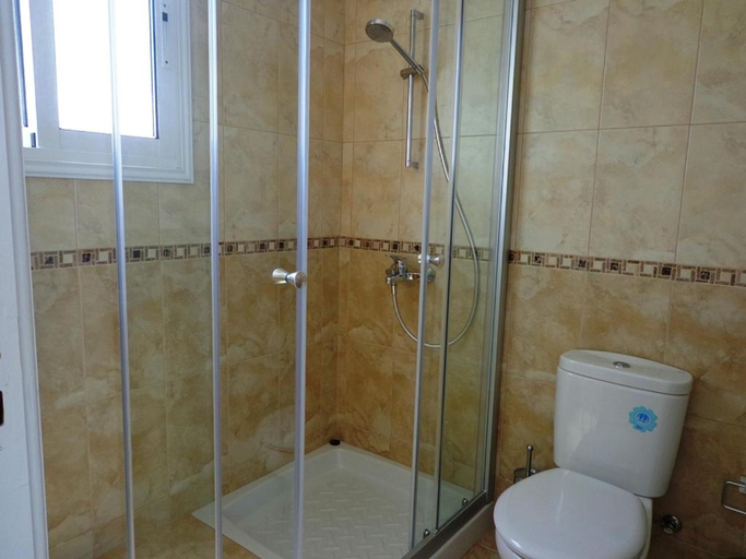 Bathroom, Latchi Riviera Beach Villa No.2