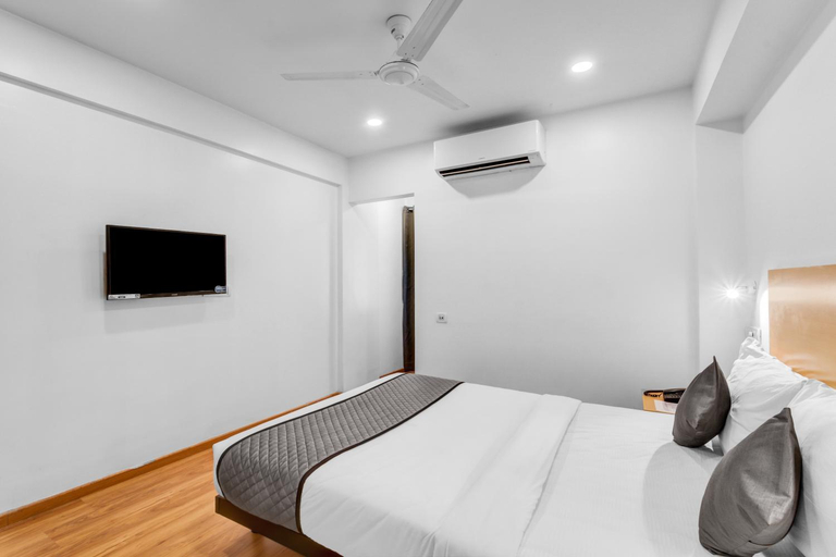 Bedroom 3, UPAR Hotels Thoraipakkam, OMR, Kancheepuram