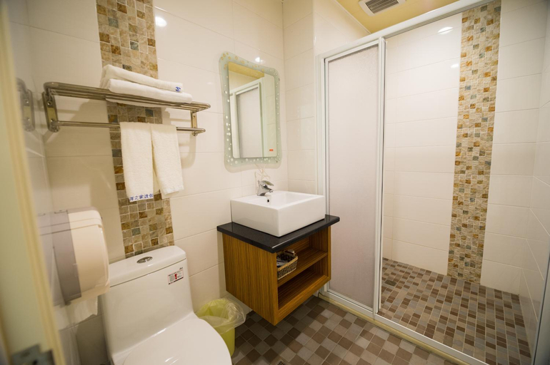 Bathroom 2, Ocean Resort Hotel, Taitung