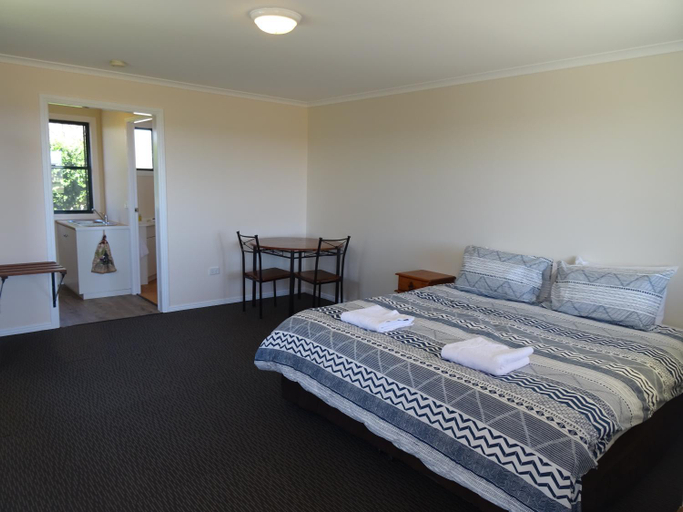 Others 3, Redgate Country Cottages, Murgon