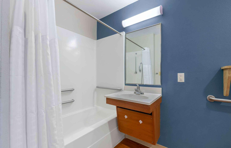 Bathroom 4, Extended Stay America Select Suites - Jacksonville - North, Duval