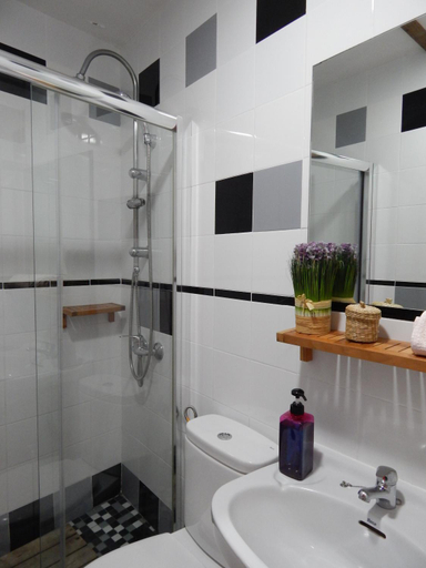 Bathroom 3, Casa La Esparteria de la Corredera, Córdoba