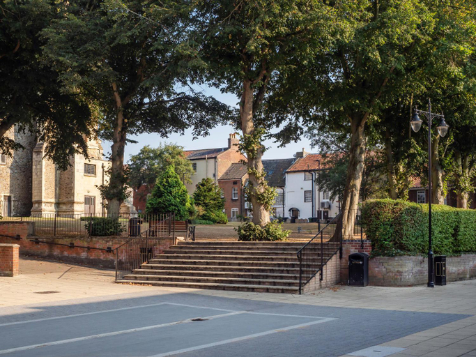 Others, Rooms at number 4, Norfolk