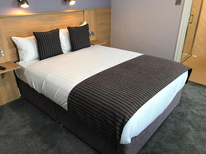 Others 5, Kennedys B&B Drumcondra, Dublin