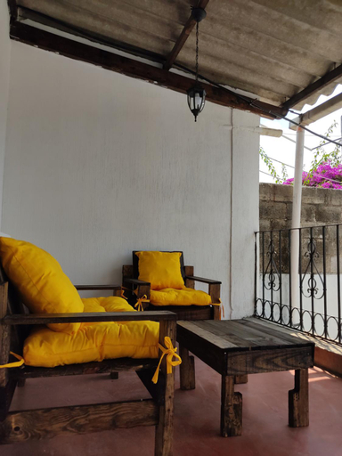 Others 3, Blue Moon Hostel, Antigua Guatemala